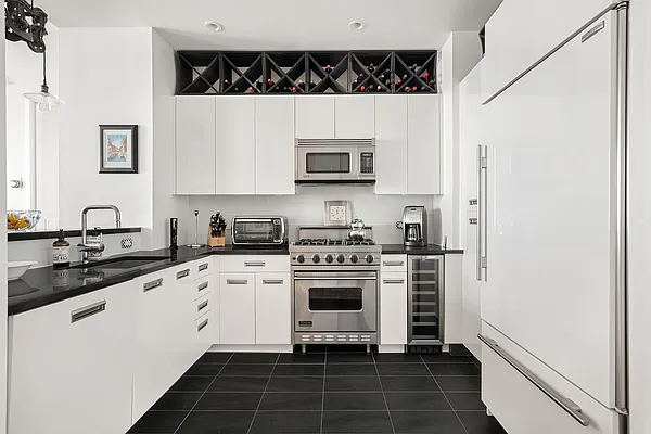 Rented by Compass | media 27