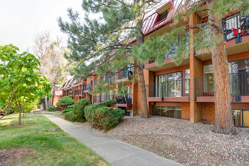 1200 College Ave #210
