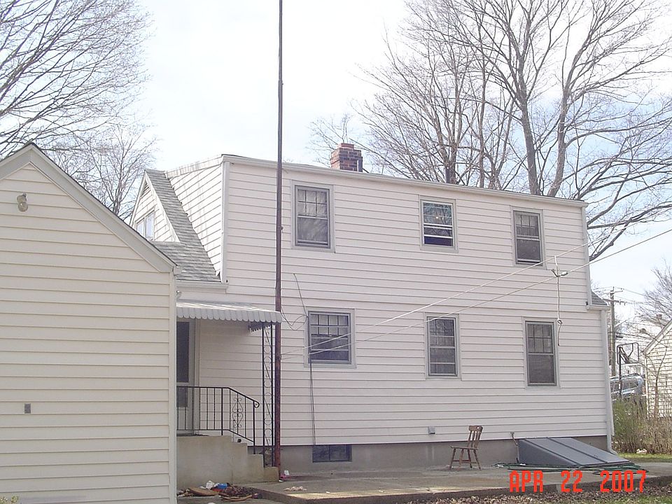 2nd image of 946 Sylvan Ave