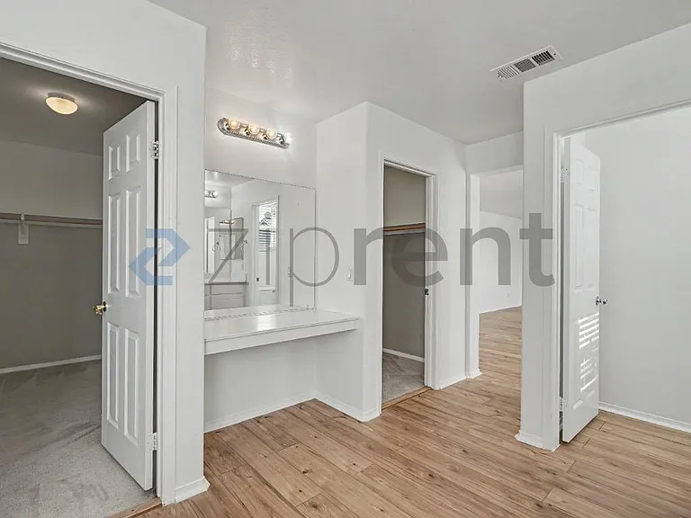 1854 Bankstown Way — Photo 23