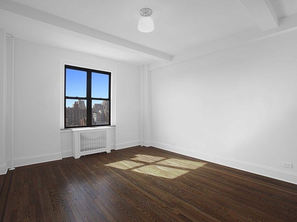 1st image of 208 W 23rd St APT 1417