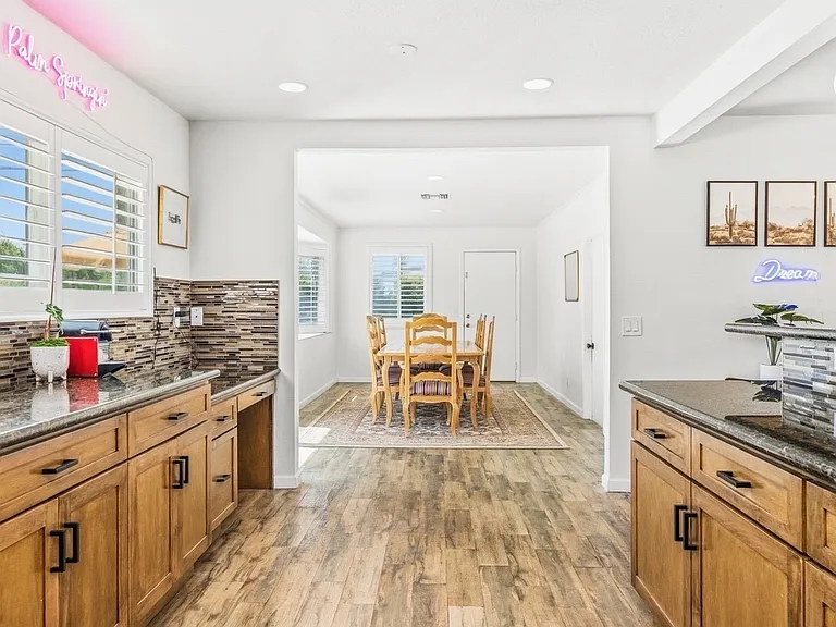 2240 N San Gorgonio Rd — Photo 7