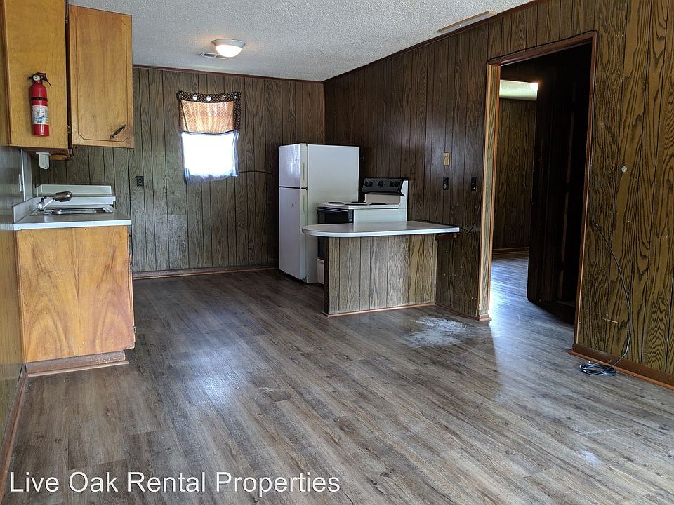 2nd image of 106 Marilyn St APT 18