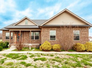 1699 Rapids Rd, Portland, TN 37148