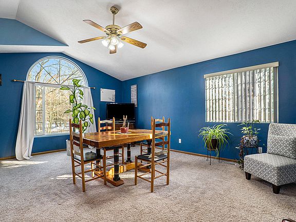 4th image of 8651 Huron Dr