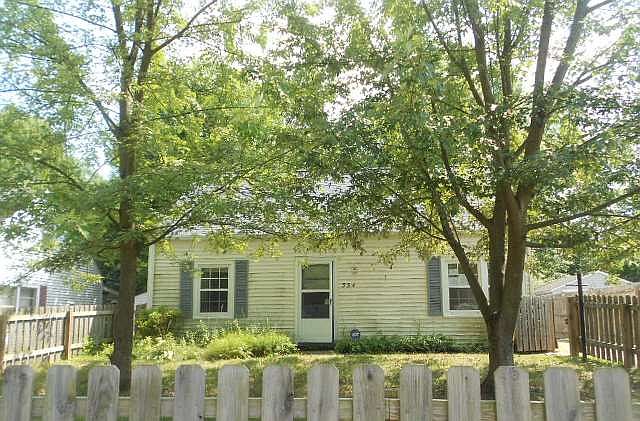 1st image of 354 Jennings Ave