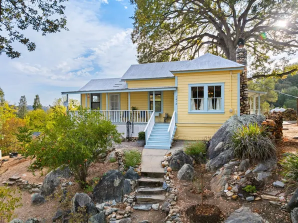 1418 Bush St, Angels Camp, CA 95222