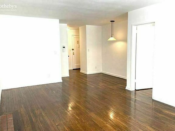 2nd image of 41 W 71st St APT 6A