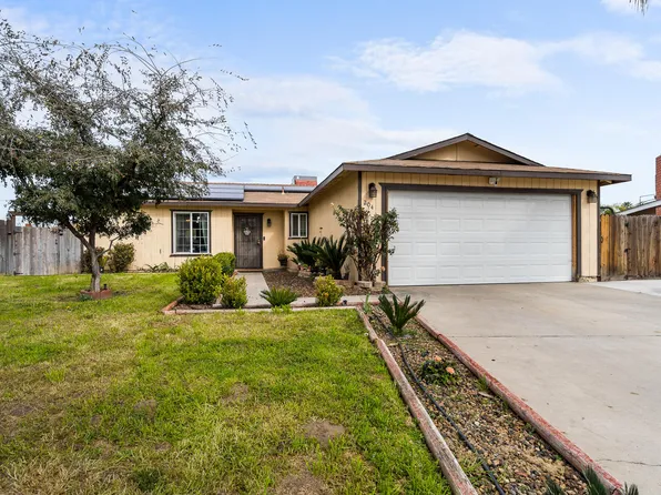 2040 N Turner Court, Visalia, CA 93291