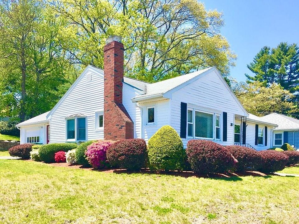 1st image of 34 Stonewood Ln