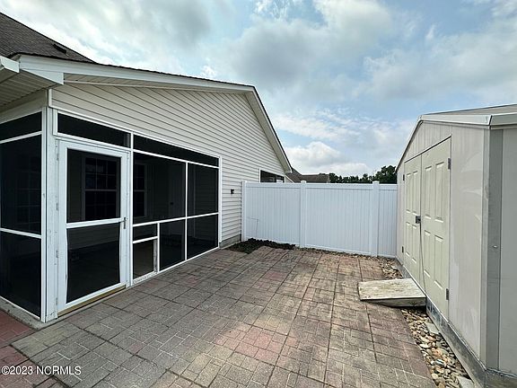 2nd image of 2533 Saddleback Dr #B