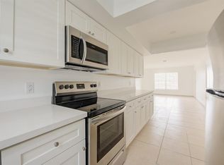 1017 NW 30th Ct APT 1, Wilton Manors, FL 33311