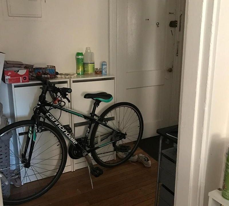 2nd image of 27 Saint Lukes Rd