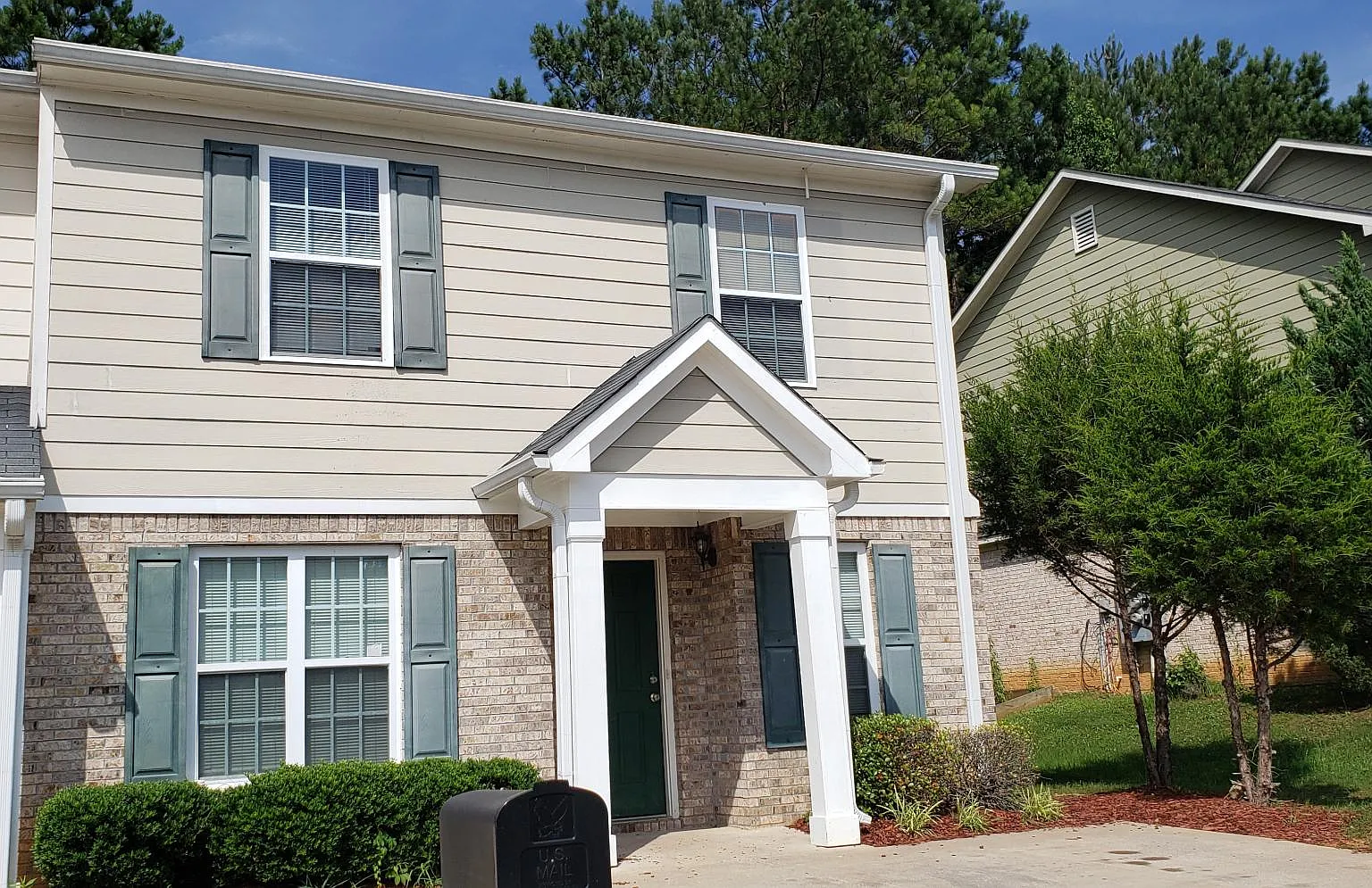 3 bed, 2.5 bath, 1116 sqft, $1,650 — Photo 1
