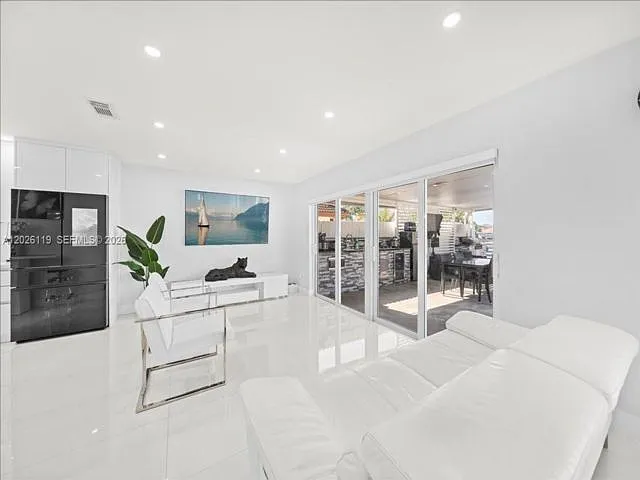 15341 SW 36th St — Photo 15