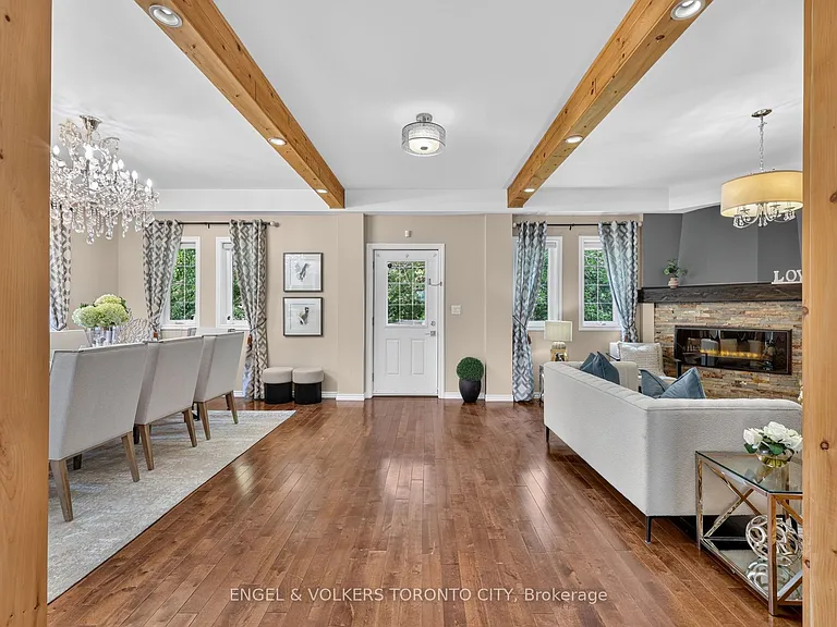 774 Churchill Ln — Photo 14