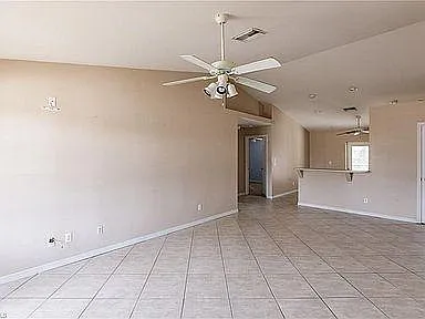 3 bed, 1237 sqft, $2,195 — Photo 4
