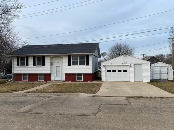 117 W Cook St, Shannon, IL 61078