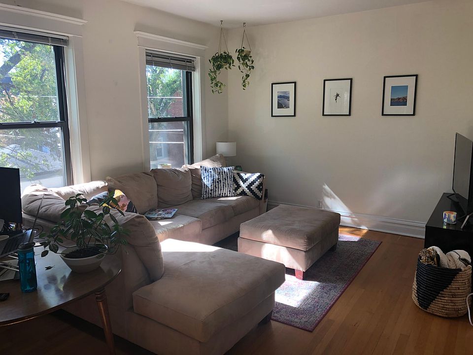 1st image of 1710 W Waveland Ave #2