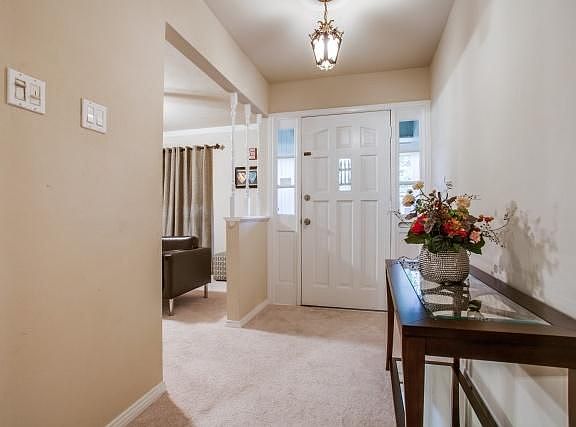2nd image of 402 Fairview Dr