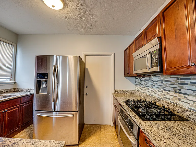714 Sexton St #1 — Photo 5