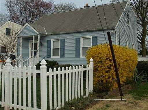2nd image of 51 Sharon Ave
