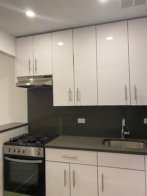 1st image of 244 E Houston St #2CD