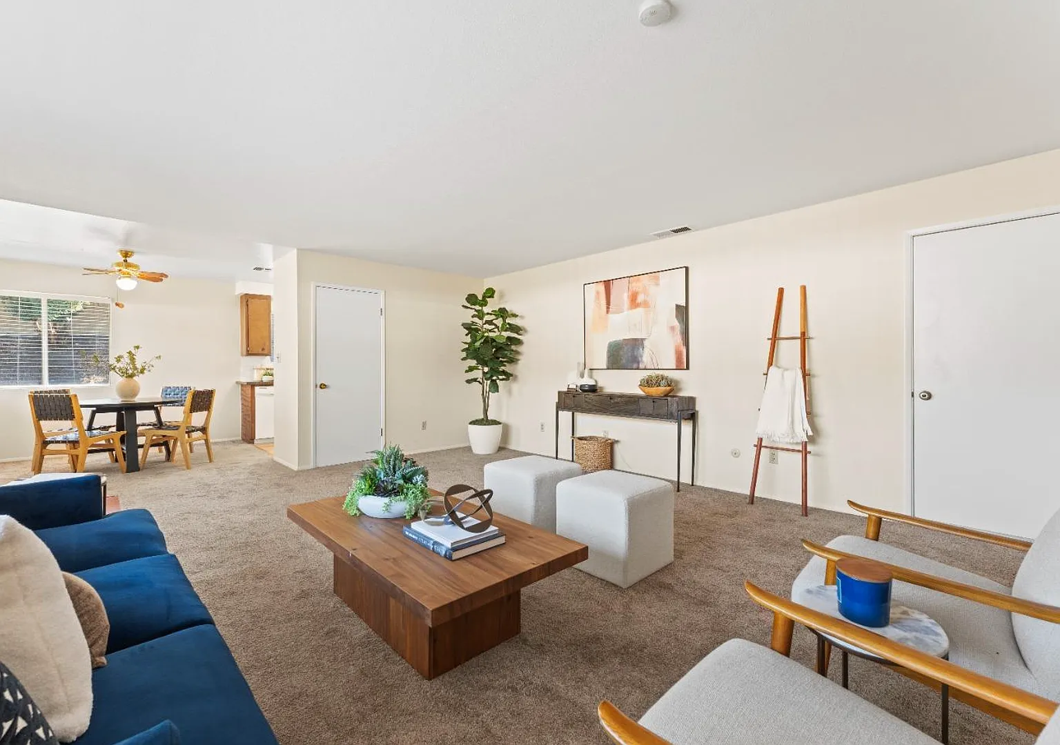 Adorable 2/1 Half-Plex W/Garage! Must See!! Please Read Entire Ad For Viewings — Photo 4