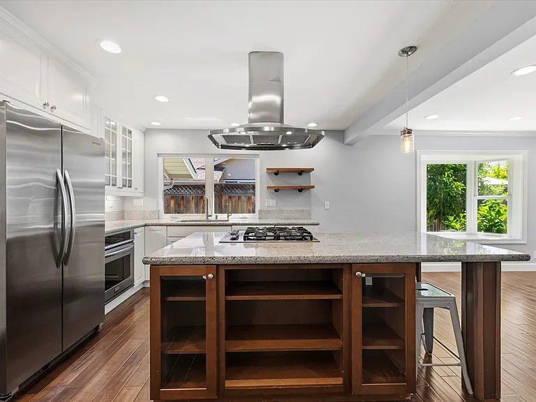 2464 Aram Ave — Photo 7