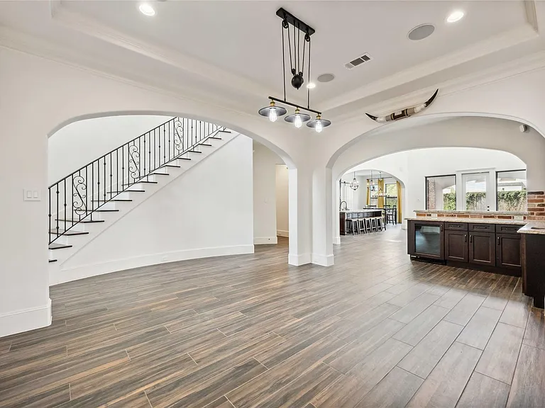 215 Malone St — Photo 19