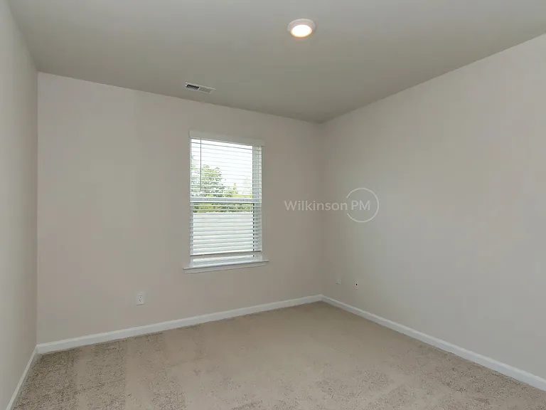 706 Sagecroft Ln — Photo 29