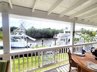 700 SW Salerno Rd, Stuart, FL 34997