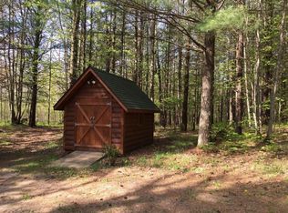 733 N Benson Rd, Fountain, MI 49410