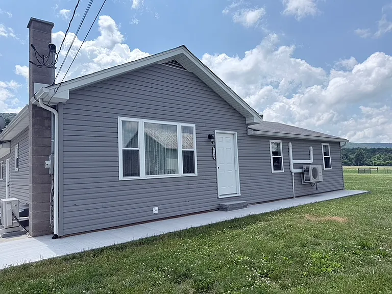 8690 State Highway 25 — Photo 2