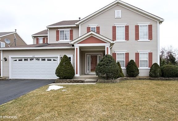 5th image of 1051 Aster Ct