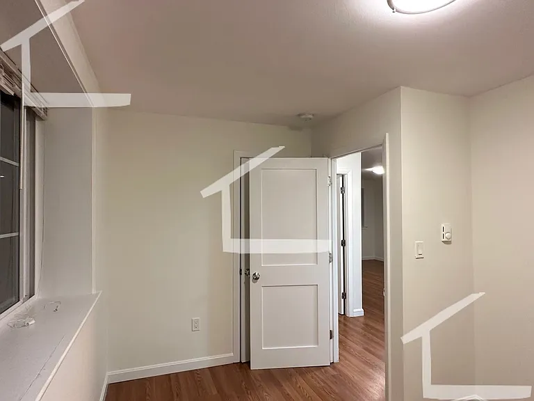 15 Embassy Rd #2D — Photo 19