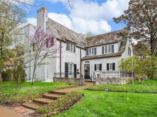 30 Wydown Ter, Saint Louis, MO 63105