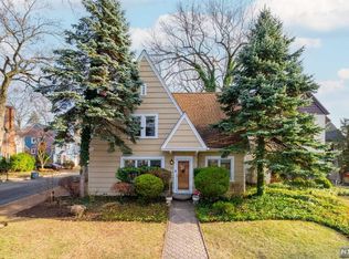 742 Stirling Dr, Orange, NJ 07050