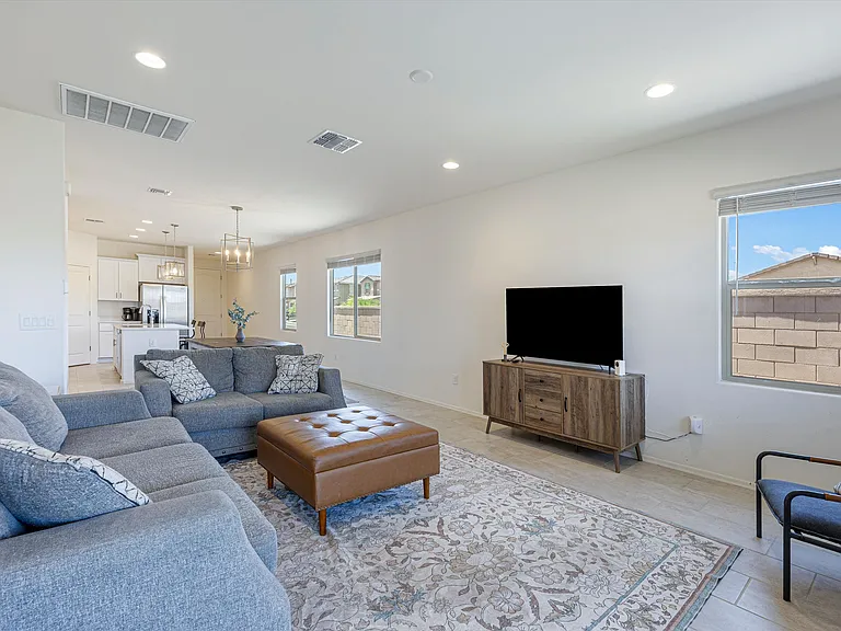 958 W Calle Las Varitas — Photo 13