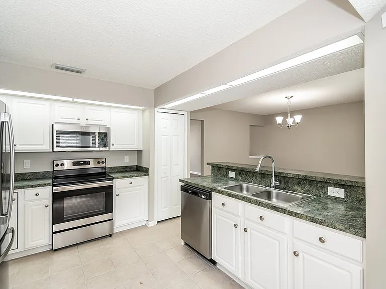 11294 Monument Landing Blvd — Photo 7