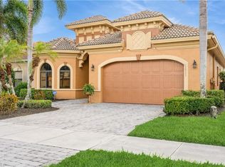 1411 Serrano Cir, Naples, FL 34105