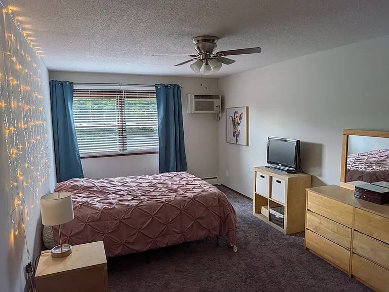 2700 Dale St N #304 — Photo 6