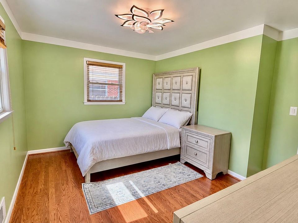 11136 Sunburst Ave, photo 14