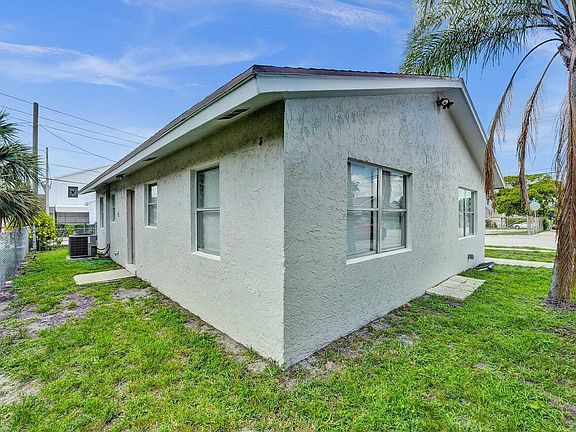 2nd image of 3400 Avenue 0