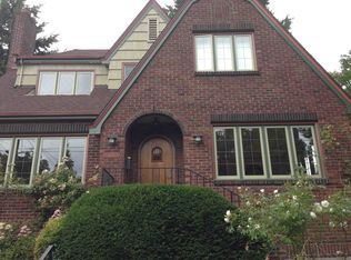 6031 34th Ave NE, Seattle, WA 98115