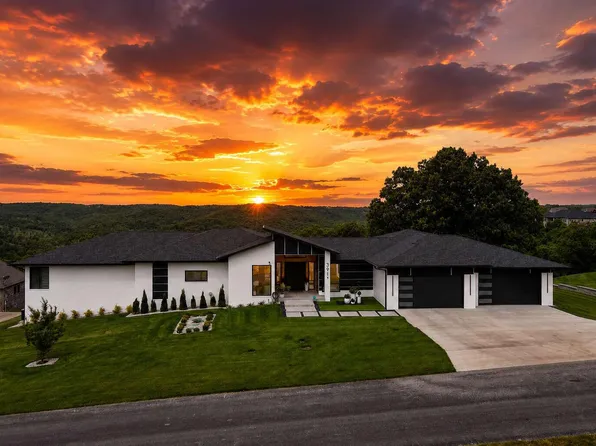 391 Sunset Drive, Saddlebrooke, MO 65630