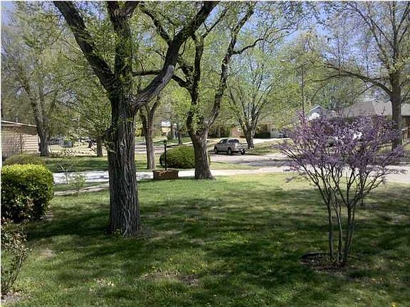 Neighborhood picture