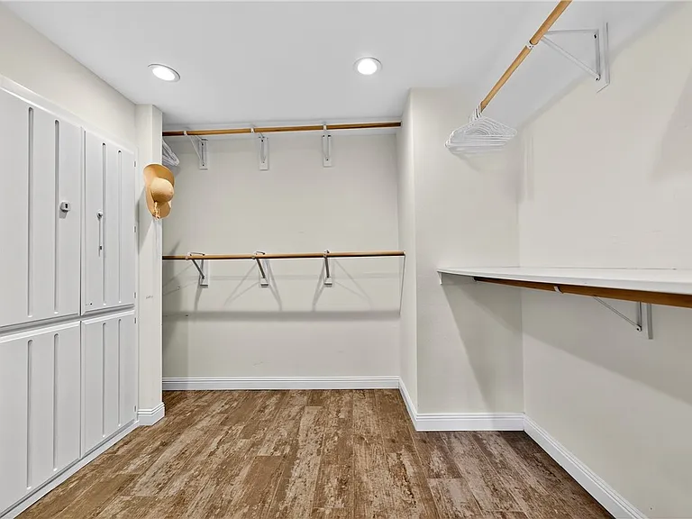 75407 Montecito Dr — Photo 29
