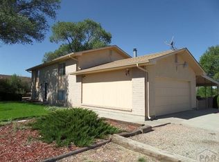 493 S Laporte Dr, Pueblo West, CO 81007