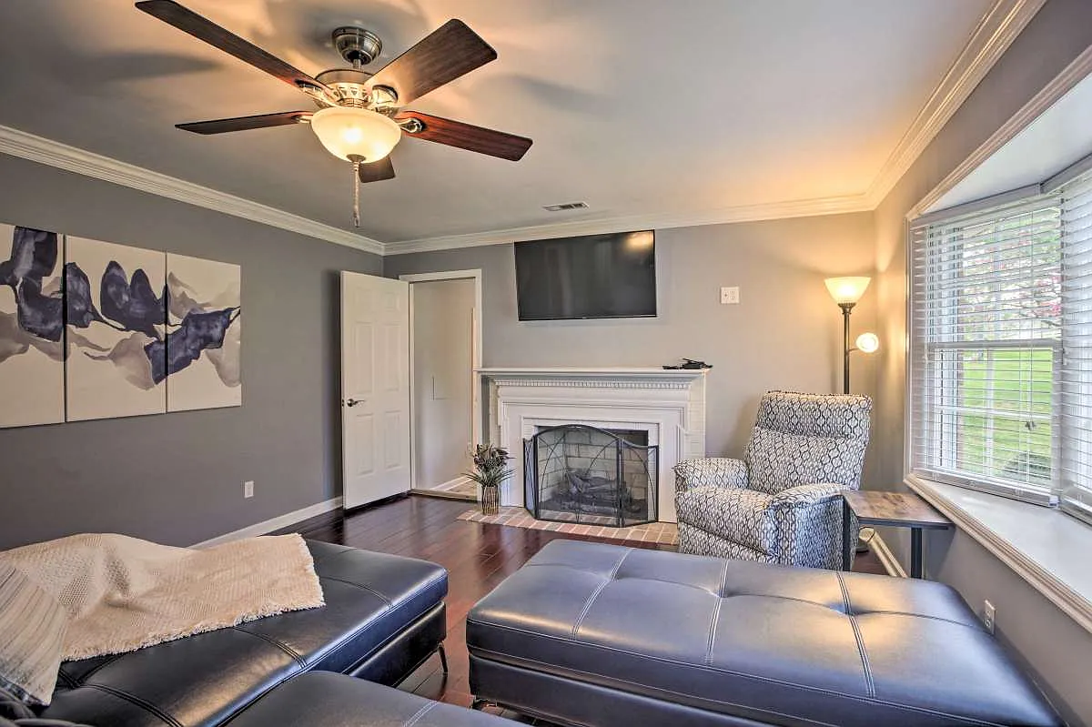 3 bed, 2.5 bath, 1600 sqft, $2,900 — Photo 4